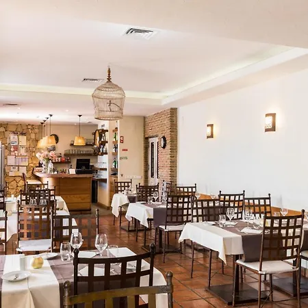 리조트 Clube Garden Village 4*