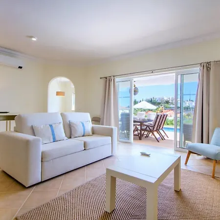 Clube Garden Village منتجع