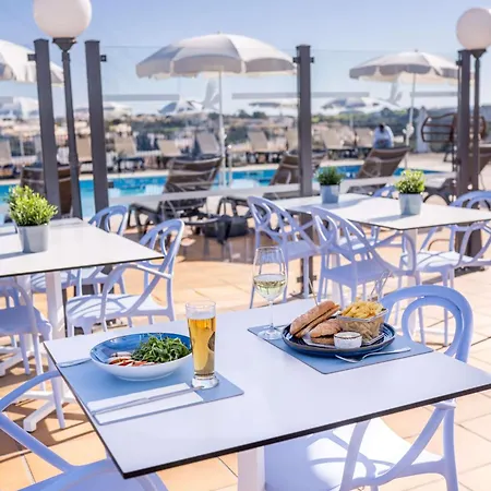 Clube Garden Village Rezort 4*