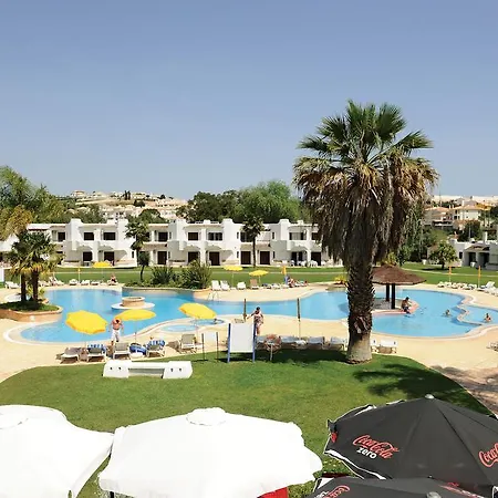 리조트 Clube Garden Village 4*