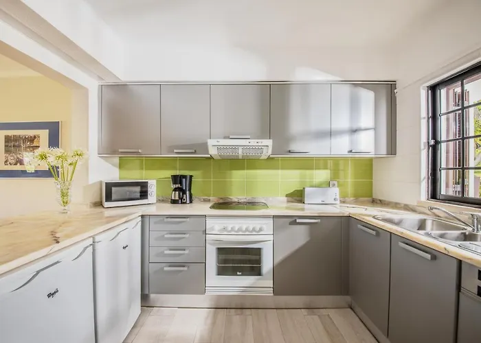 Clube Garden Village 4* アルブフェイラ