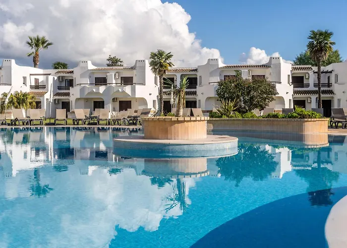 リゾート Clube Garden Village